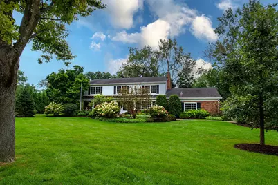1931 Farm Road, Lake Forest, IL 60045 - Photo 2