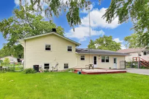 2805 Kincaid Dr, Woodridge, IL 60517 - Photo 28