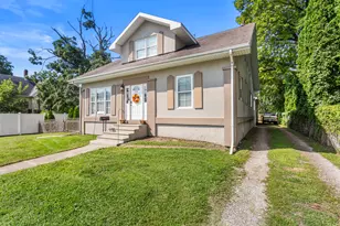 533 N Macon St, Bement, IL 61813 - Photo 2