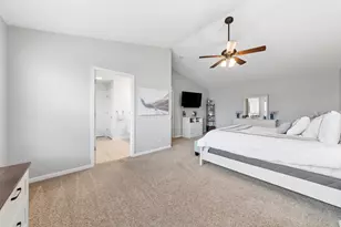 3109 Erika Ln, Carpentersville, IL 60110 - Photo 14