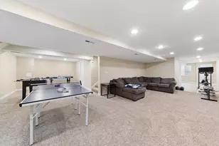 3109 Erika Ln, Carpentersville, IL 60110 - Photo 22