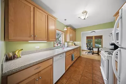 2158 Elmira Avenue, Des Plaines, IL 60018 - Photo 6