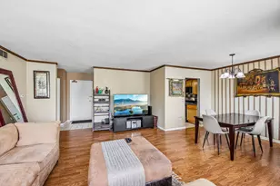 5500 Lincoln Ave, Morton Grove, IL 60053 - Photo 10