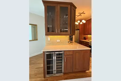 550 W Surf Street #512, Chicago, IL 60657 - Photo 8