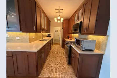 550 W Surf Street #512, Chicago, IL 60657 - Photo 4