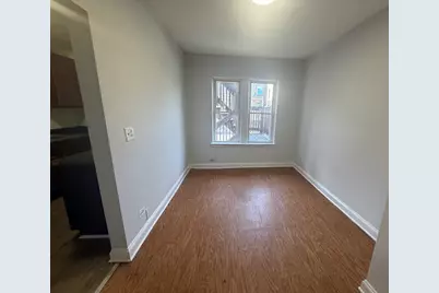 7346 N Damen Avenue #2, Chicago, IL 60645 - Photo 6