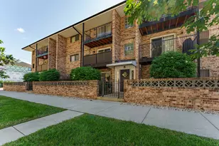 6005 N Neola Ave, Chicago, IL 60631 - Photo 1
