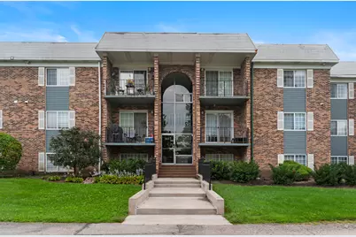 1617 N Windsor Drive #208, Arlington Heights, IL 60004 - Photo 1