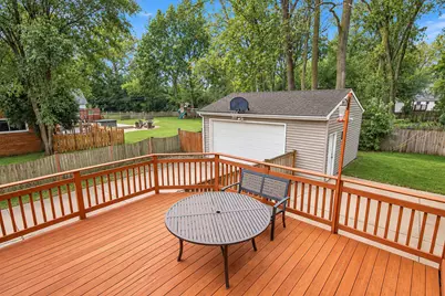 1011 Washington Avenue, Wauconda, IL 60084 - Photo 34
