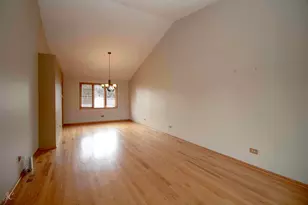 16101 Rosebud Pl, Orland Hills, IL 60487 - Photo 6