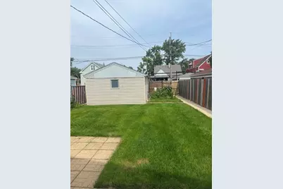 3650 W 68th Street, Chicago, IL 60629 - Photo 8