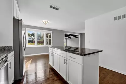 376 N West Avenue, Elmhurst, IL 60126 - Photo 18