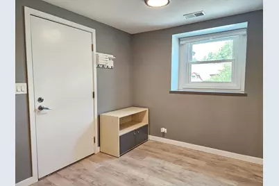 183 Grove Avenue #C, Des Plaines, IL 60016 - Photo 2