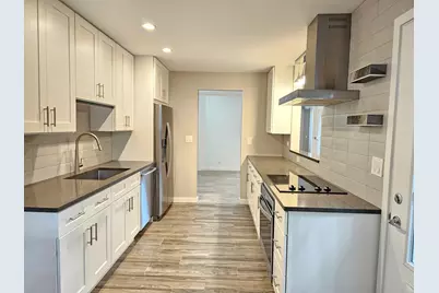 183 Grove Avenue #C, Des Plaines, IL 60016 - Photo 6