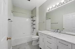 3133 Falling Waters Ln, Lindenhurst, IL 60046 - Photo 24