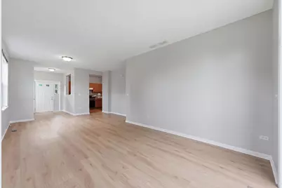 3133 Falling Waters Lane, Lindenhurst, IL 60046 - Photo 10