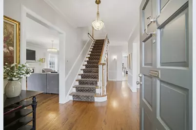 2205 Thornwood Avenue, Wilmette, IL 60091 - Photo 2