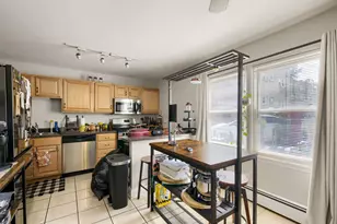 7133 N Damen Ave, Chicago, IL 60645 - Photo 6