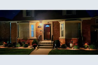 5659 N Olcott Avenue, Chicago, IL 60631 - Photo 2