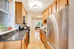3557 N Hamilton Ave, Chicago, IL 60618 - Photo 10