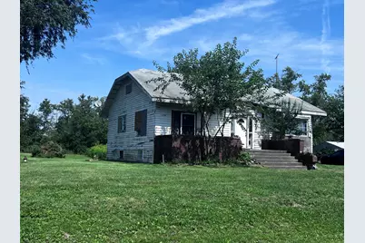 211 W 1st Street S, Clarence, IL 60960 - Photo 4
