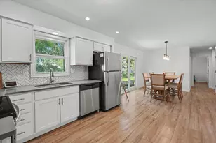 908 Hillside Ct, Monticello, IL 61856 - Photo 18