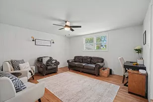 908 Hillside Ct, Monticello, IL 61856 - Photo 20