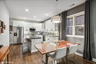 857 W Roscoe Street #2, Chicago, IL 60657 - Photo 12