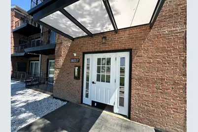 10217 Dearlove Road #102, Glenview, IL 60025 - Photo 2