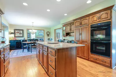 7110 Marsh Drive, Lakewood, IL 60014 - Photo 8