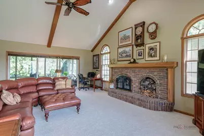 7110 Marsh Drive, Lakewood, IL 60014 - Photo 14