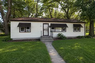 1819 167th St, Hazel Crest, IL 60429 - Photo 1