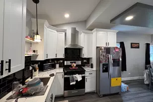714 S Joliet St, Joliet, IL 60436 - Photo 6