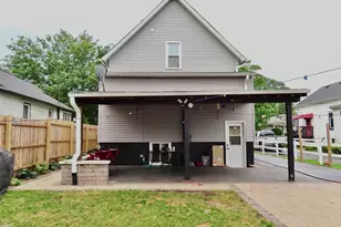 714 S Joliet St, Joliet, IL 60436 - Photo 2