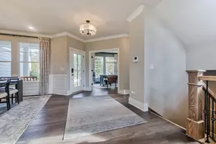 50 Hawthorn Rdg Dr, Hawthorn Woods, IL 60047 - Photo 2