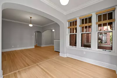1335 W Thorndale Avenue #1, Chicago, IL 60660 - Photo 4