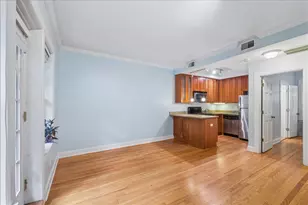 2241 5 N Lincoln Ave, Chicago, IL 60614 - Photo 2