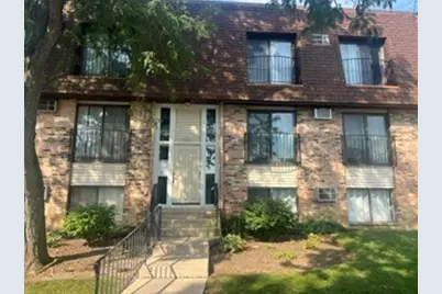 203 N Waters Edge Drive #202, Glendale Heights, IL 60139 - Photo 2