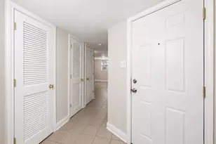 4934 S King Dr, Chicago, IL 60615 - Photo 2
