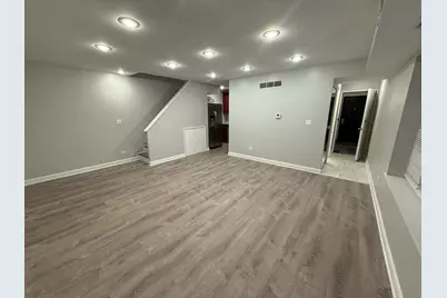 744 W Gordon Terrace #108, Chicago, IL 60613 - Photo 4
