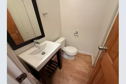 744 W Gordon Terrace #108, Chicago, IL 60613 - Photo 8