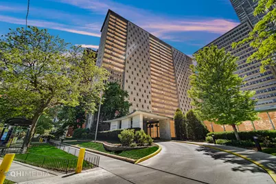 3950 N Lake Shore Drive #1219D, Chicago, IL 60613 - Photo 1