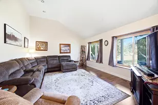22902 Graf Rd, Harvard, IL 60033 - Photo 8