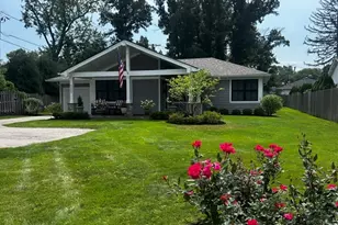 525 W Deerpath Rd, Lake Forest, IL 60045 - Photo 1
