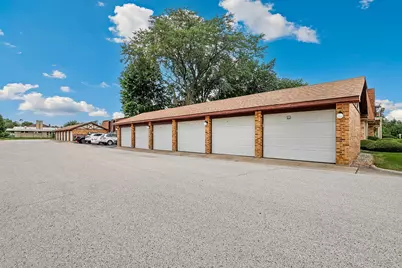 5709 Park Place #F2, Crestwood, IL 60418 - Photo 12