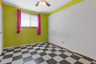 8201 S Komensky Ave, Chicago, IL 60652 - Photo 14