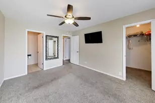 758 Moore Dr, Elk Grove Village, IL 60007 - Photo 14