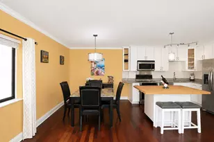 1103 N Mill St, Naperville, IL 60563 - Photo 6
