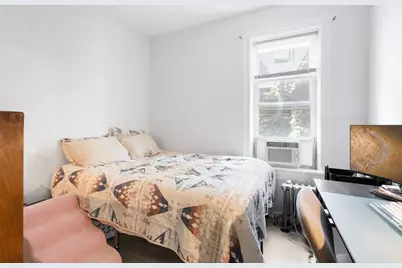 4018 W Oakdale Avenue, Chicago, IL 60641 - Photo 8