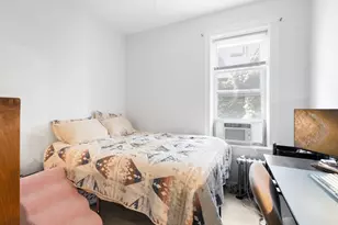 4018 W Oakdale Ave, Chicago, IL 60641 - Photo 8